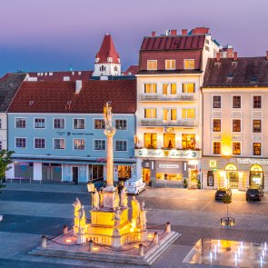 Wiener Neustadt Hauptplatz, © Martin Haider Fotografie Hotel Zentral Schwartz GmbH