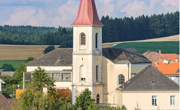 Pfarrkirche Hochwolkersdorf, © Walter Strobl, www.audivision.at